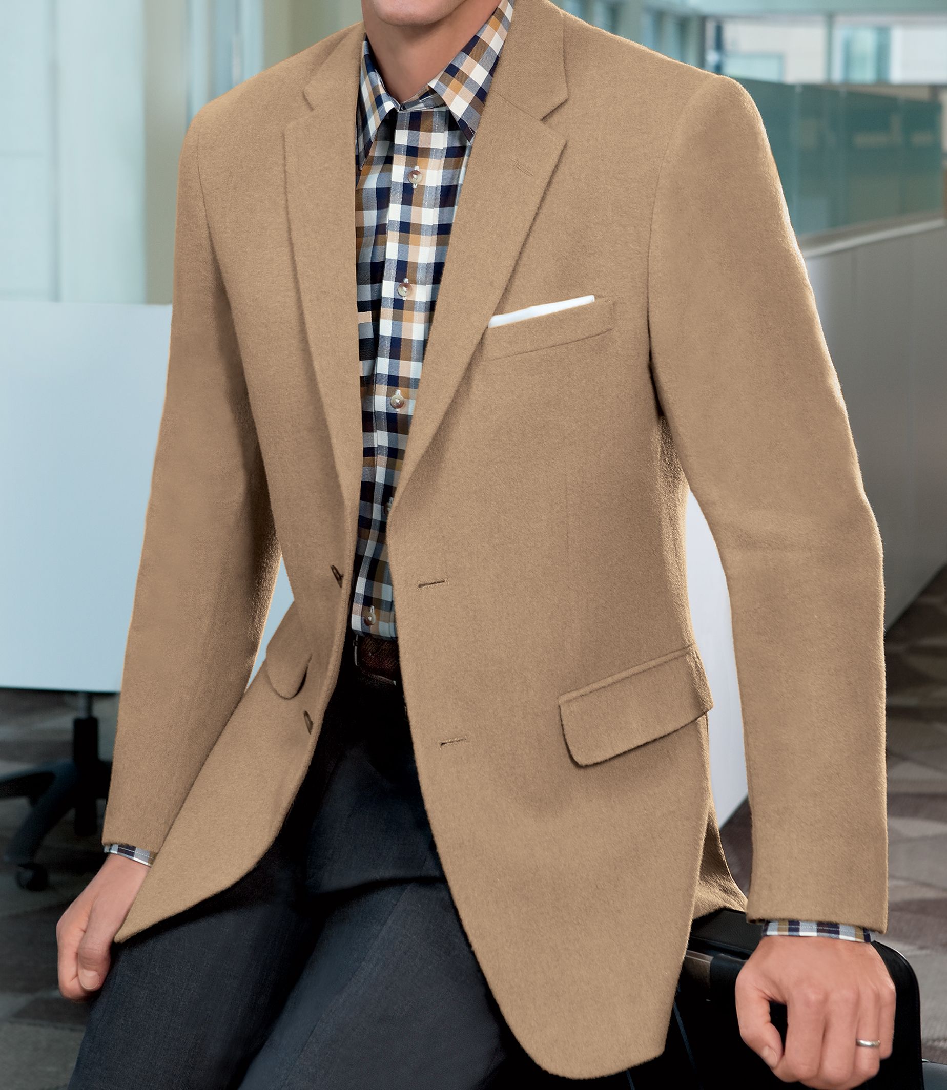Traveler Tailored Fit 2-Button Camel Hair Blazer