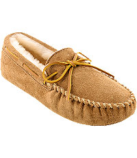 Minnetonka Sheepskin Soft Sole Moccasins