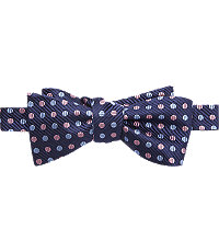 Executive Collection Dot Bow Tie