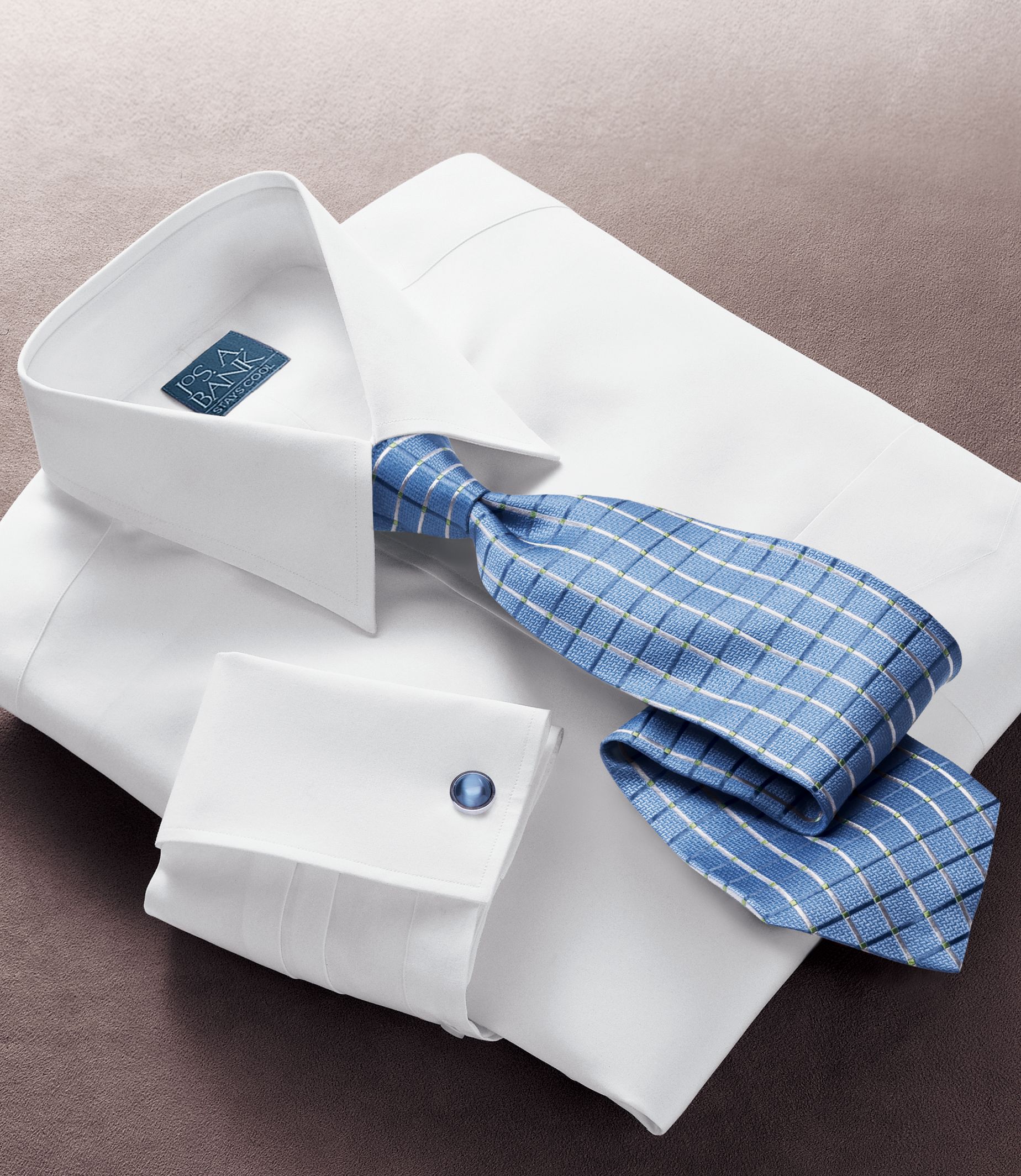 Stays Cool Wrinkle-Free Point Collar French Cuff Broadcloth Dress Shirt
